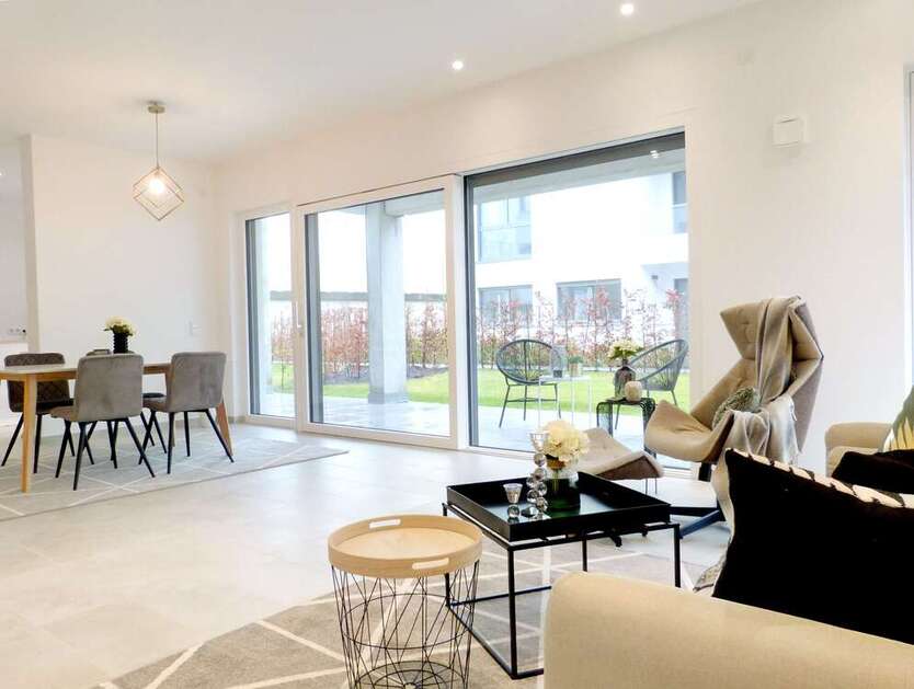 Wohnung zum Mieten in Duisburg 2.455 € 223.21 m² 4 zimmer