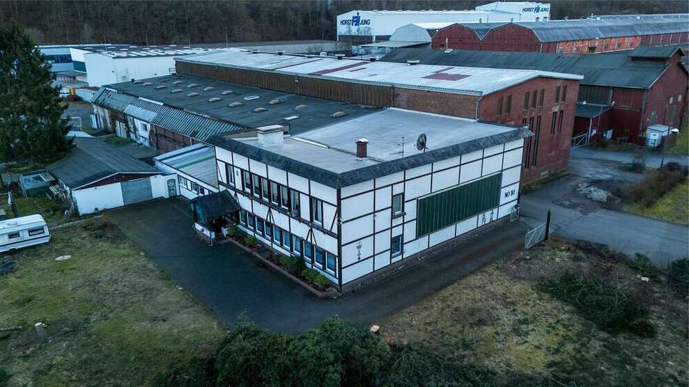 Haus zum Mieten in Netphen 5.000 € 90 m² 5 zimmer