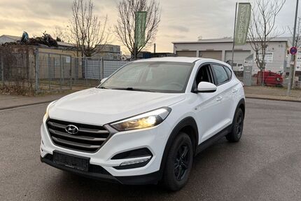Hyundai TUCSON 299.990 km 7.900 &euro; Worms 67547