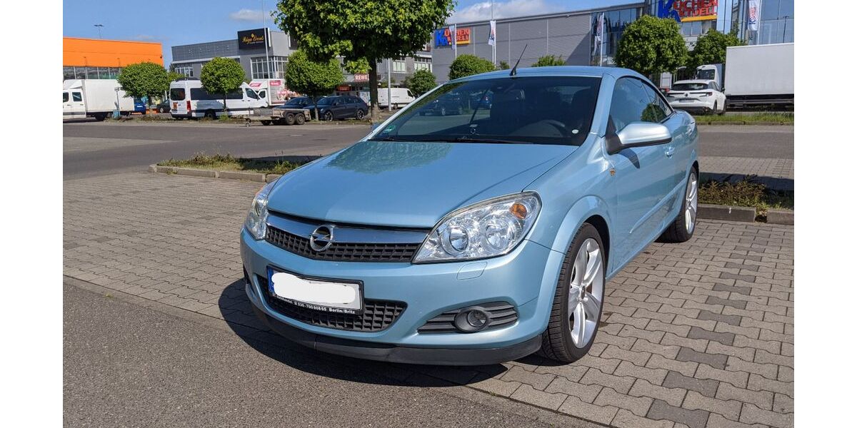 Opel Astra 182.000 km 2.200 &euro; Oberkrämer-Bötzow 16727