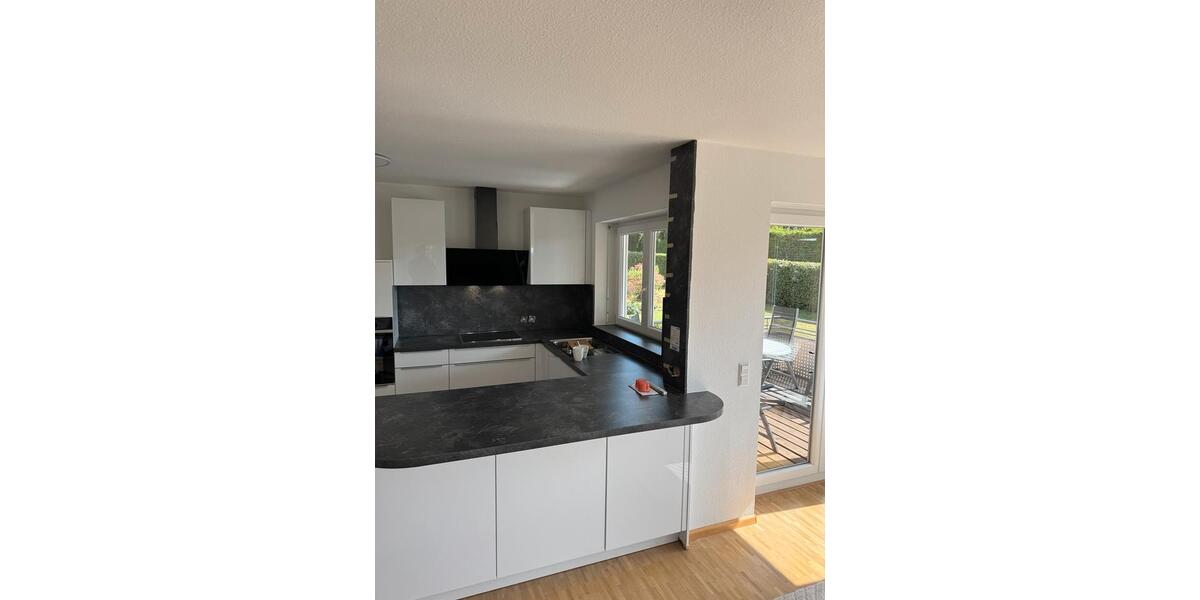 Etagenwohnung Müllheim - 4 Zimmer, 110 m&sup2;, 1.400&euro; | Angebot:25854153
