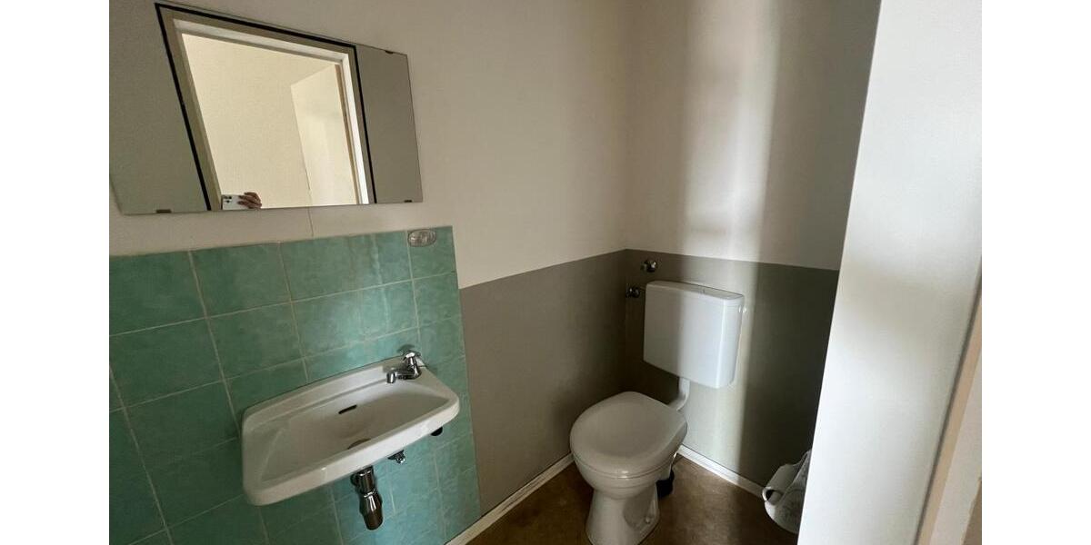 Erdgeschoßwohnung Wunsiedel - 3 Zimmer, 73 m&sup2;, 500&euro; | Angebot:25378290