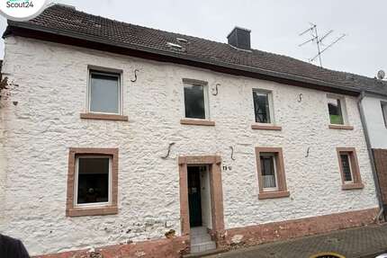 Haus Düren Rölsdorf - 9 Zimmer, 130 m&sup2;, 165.000&euro; | Angebot:25097539