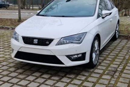 Seat Leon 192.697 km 8.990 &euro; Bitterfeld 06749