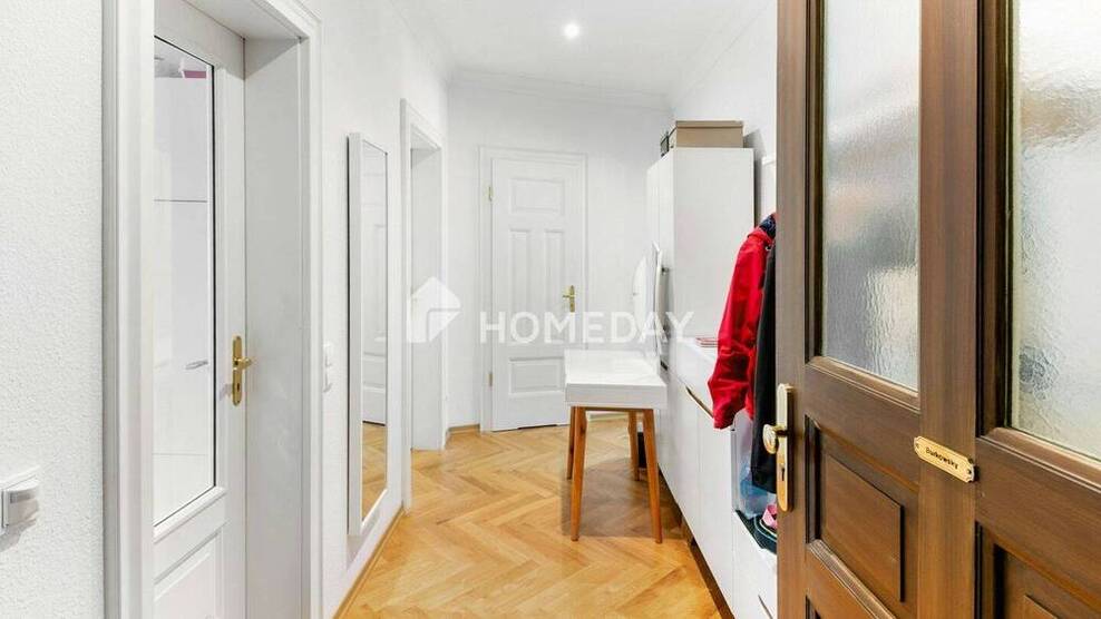 64,83 m² Wohnkomfort in Jugendstilhaus mit Loggia in begehrter Lage von Leipzig-Stötteritz
