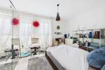 Lichtdurchflutete 3-Zimmer-Wohnung mit umfassender Dachterrasse und Tiefgaragenstellplatz