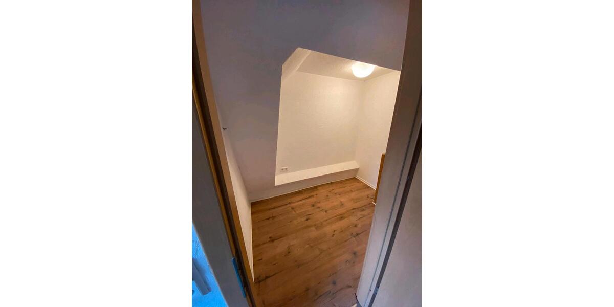 Reihenhaus Hemmingen - 4 Zimmer, 90 m&sup2;, 1.000&euro; | Angebot:24945238