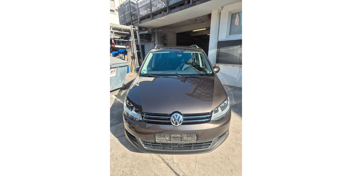 VW Sharan 108.784 km 24.000 &euro; Stuttgart 70329