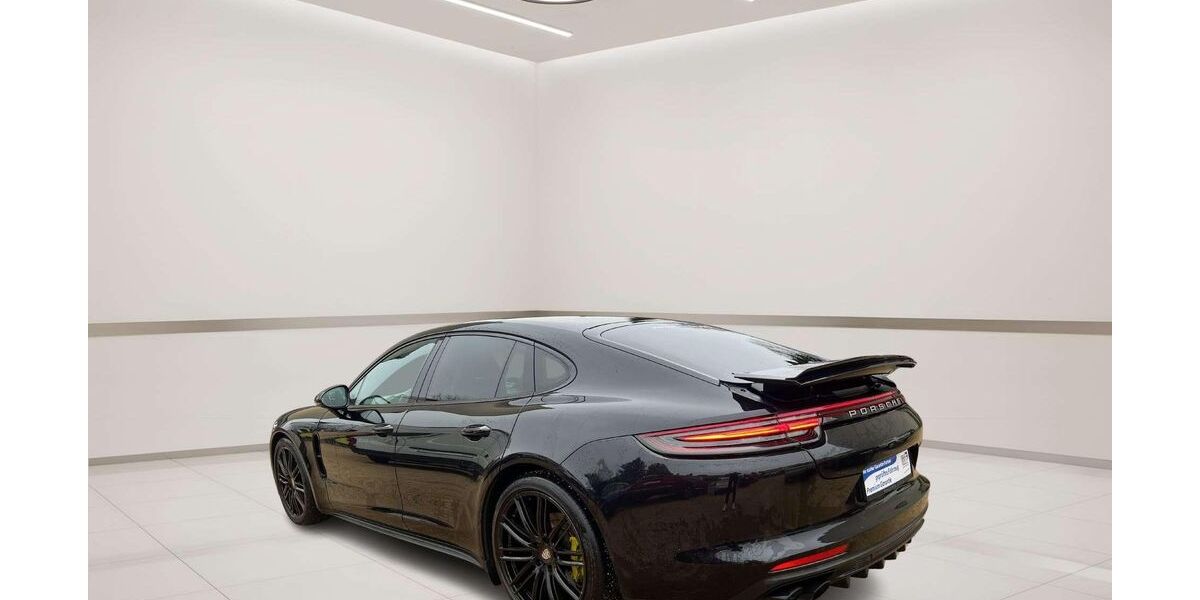 Porsche Panamera 355.866 km 37.999 &euro; Görlitz 02827