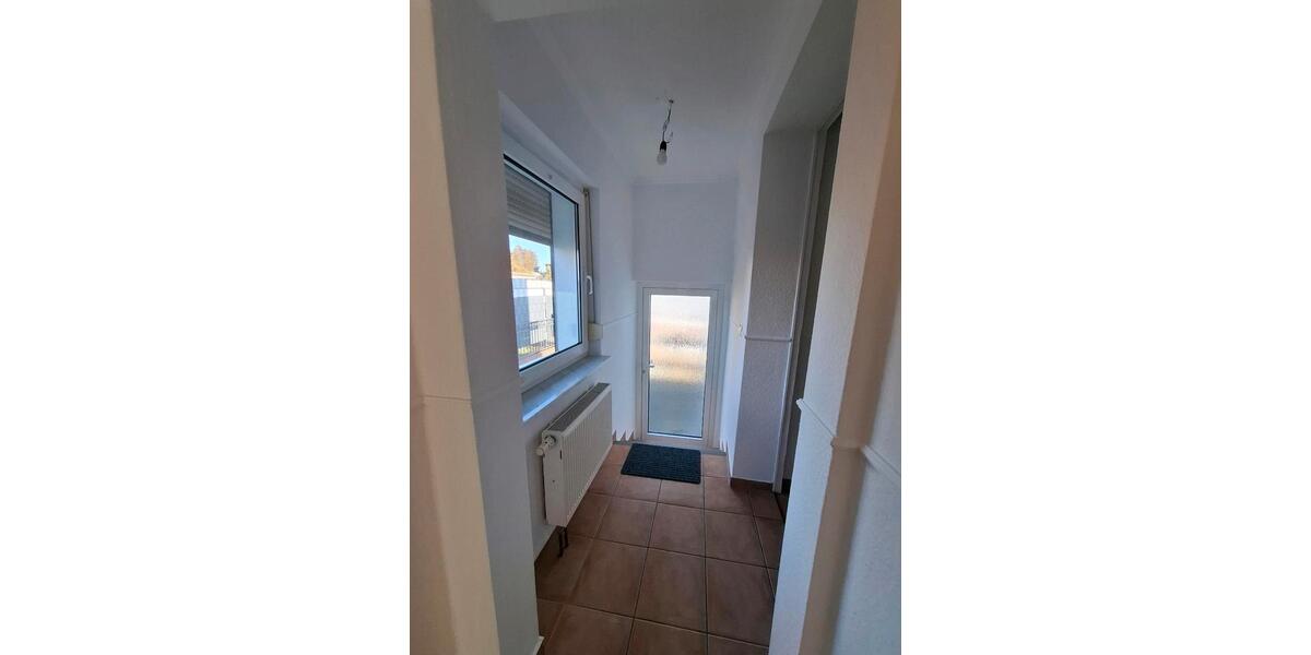 Einfamilienhaus Wolmirstedt - 4 Zimmer, 100 m&sup2;, 1.150&euro; | Angebot:25367930