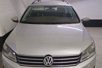 VW Passat 240.000 km 6.250 € Koln 50667