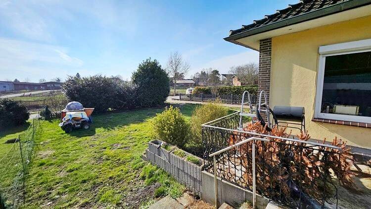 Mehrfamilienhaus, Wohnhaus Gnarrenburg - 5 Zimmer, 219.000&euro; | Angebot:25998716
