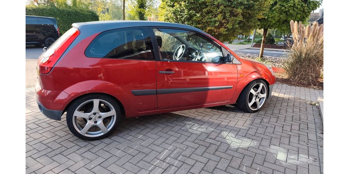Ford Fiesta 136.000 km 1.499 &euro; Dülmen 48249