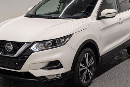 Nissan Qashqai 72.040 km 17.480 € Langenweddingen 39171
