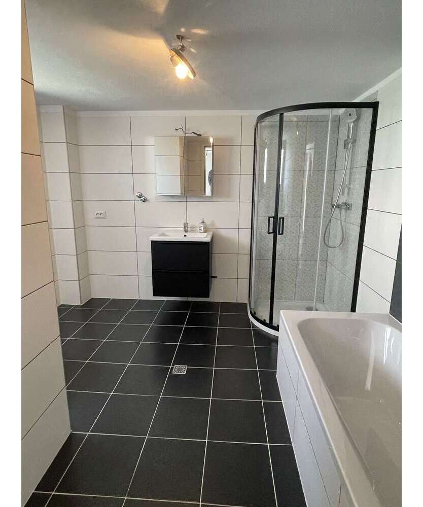 Haus zum Mieten in Rodalben 1.100 € 150 m²