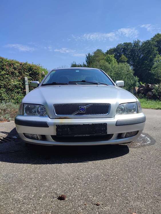 Volvo S40 257.000 km 589 € Neuötting 84524