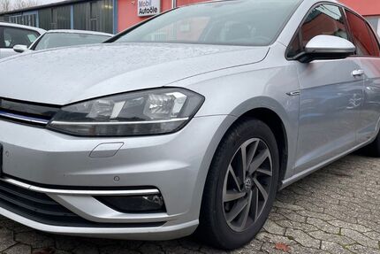 VW Golf 221.923 km 7.580 &euro; Kruft 56642