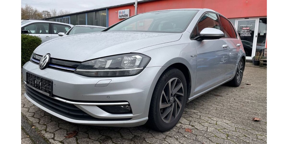 VW Golf 221.923 km 7.580 &euro; Kruft 56642