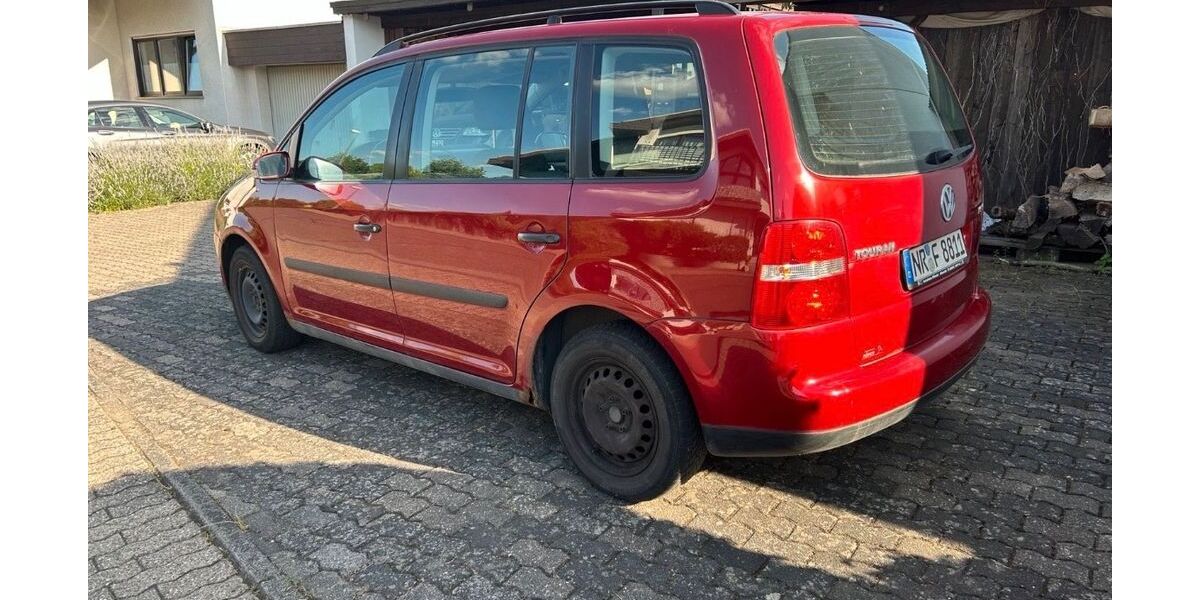 VW Touran 224.000 km 550 &euro; Mönchengladbach 41238