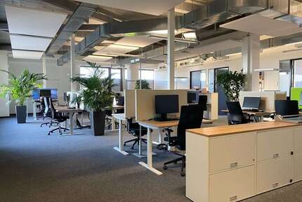 Büro in Bietigheim-Bissingen 7.770 € 707 m²