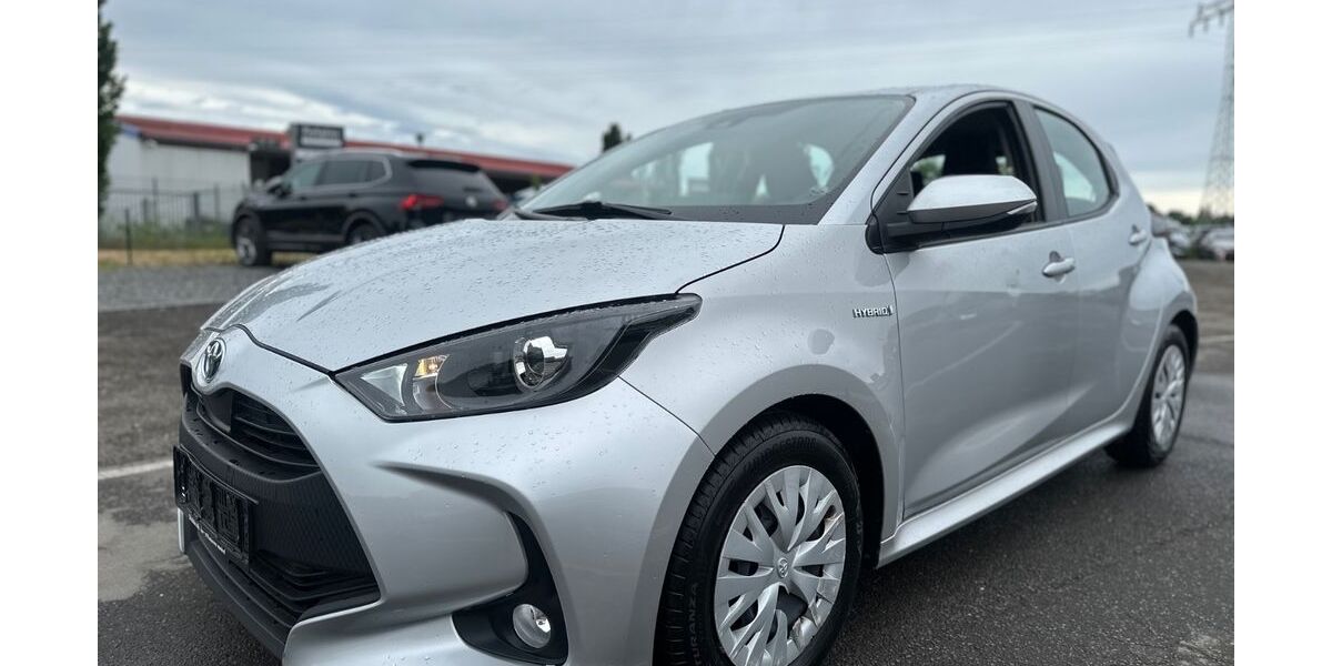Toyota Yaris 90.000 km 13.500 &euro; Blankenfelde-Mahlow 15831