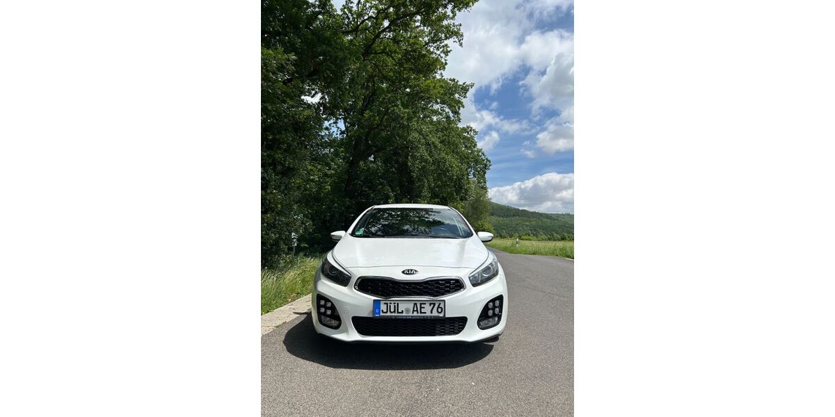 Kia ceed / Ceed 141.365 km 9.470 &euro; Jülich 52428