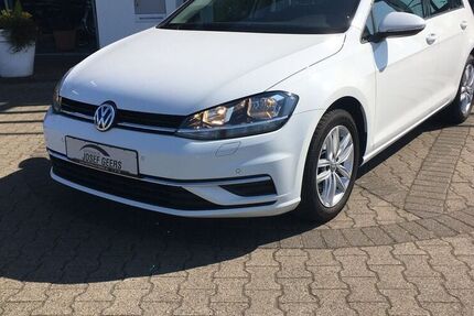 VW Golf