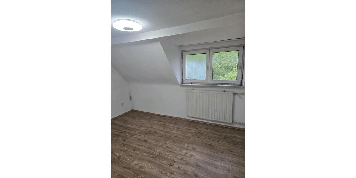 Einfamilienhaus Buchen (Odenwald) - 4 Zimmer, 90 m&sup2;, 150.000&euro; | Angebot:26748622