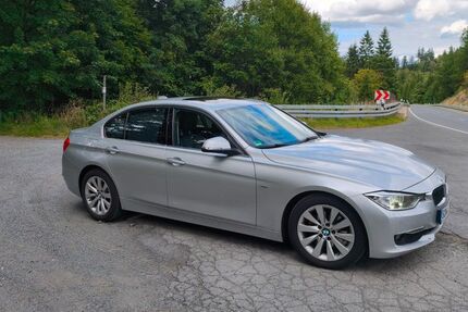 BMW 320 208.000 km 12.000 € Steinbach am Wald 96361