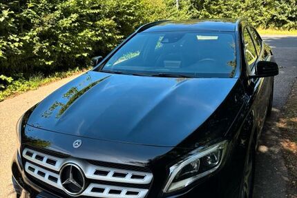 Mercedes GLA 200