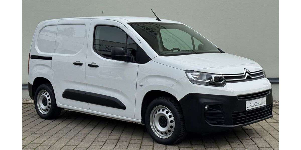 Citroen Berlingo 151.906 km 10.250 &euro; Chemnitz 09120