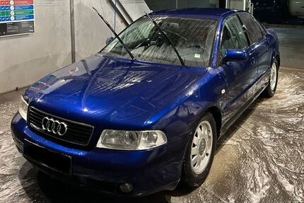 Audi A4 201.000 km 2.200 &euro; Willingen 34508