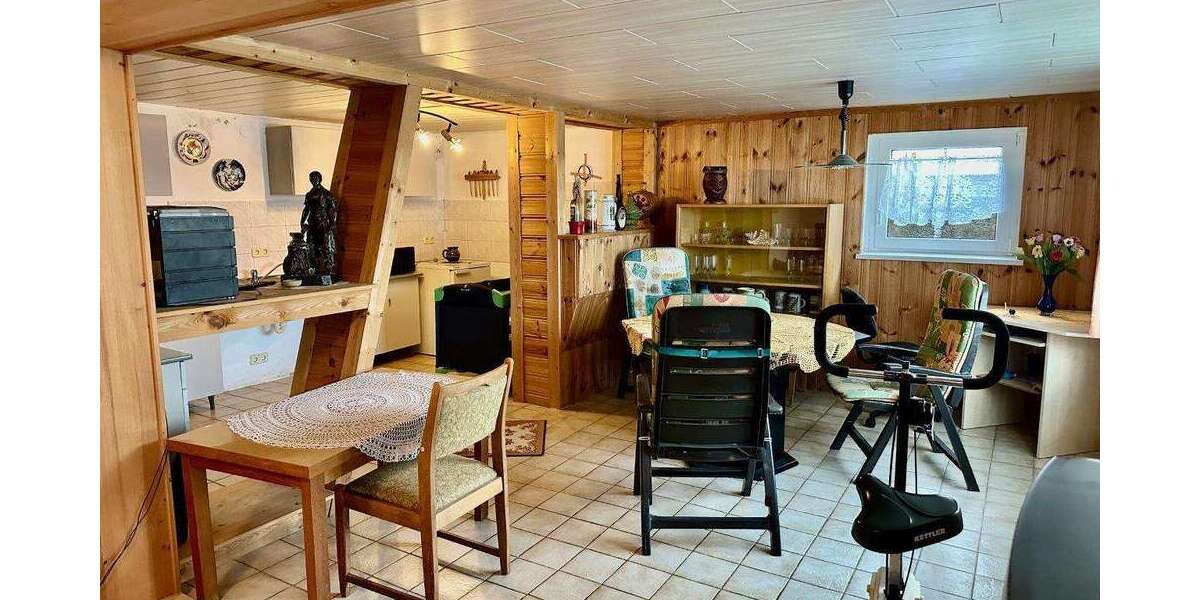 Bungalow - EinZweifamilienhaus mit Wintergarten und tollem Ausblick - Einfamilienhaus Unterwellenborn | Angebot:25809411