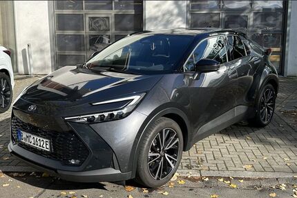 Toyota C-HR 18.000 km 39.980 &euro; Berlin 13403