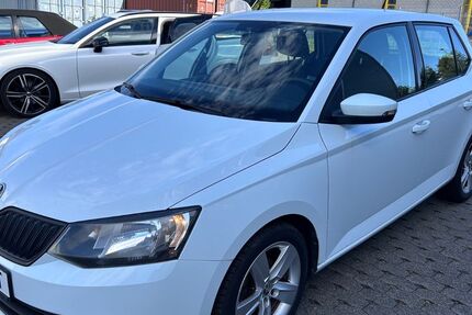 Skoda Fabia 145.762 km 4.990 &euro; Koblenz 56077
