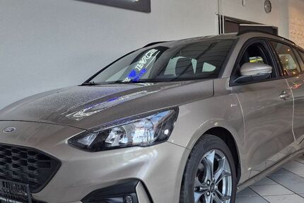 Ford Focus 30.000 km 14.790 &euro; Backnang 71522