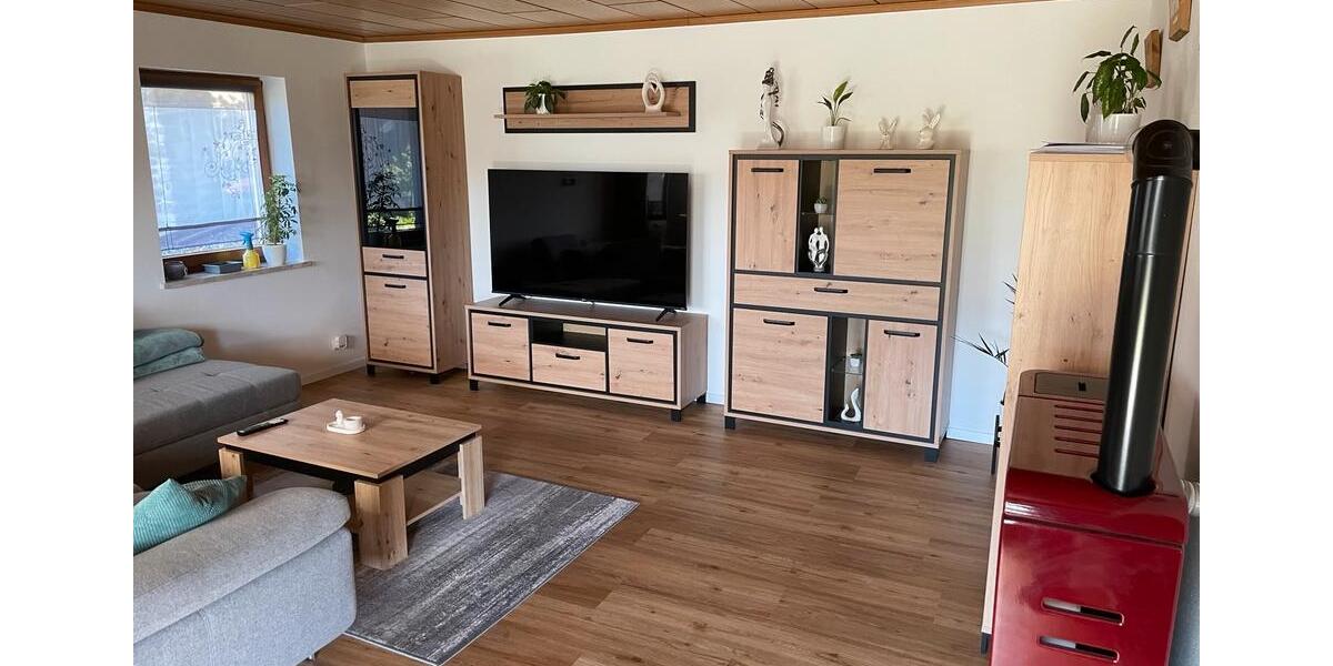 Erdgeschoßwohnung Schöfweg - 5 Zimmer, 165 m&sup2;, 1.100&euro; | Angebot:26413845