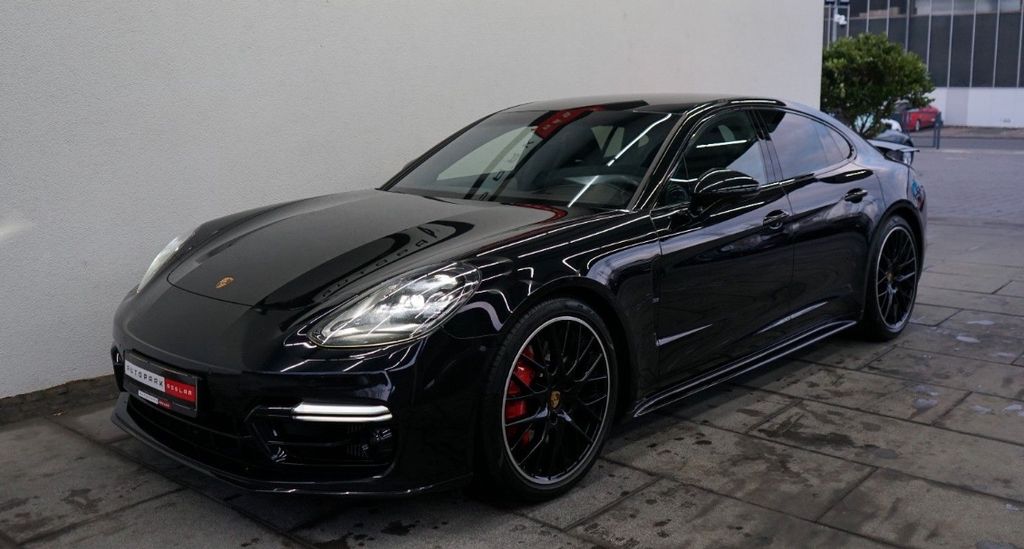 Porsche Panamera 121.000 km 66.990 &euro; Fahrdorf 24857
