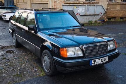 Mercedes-Benz E 300 322.000 km 8.900 € Hohenfichte 09573
