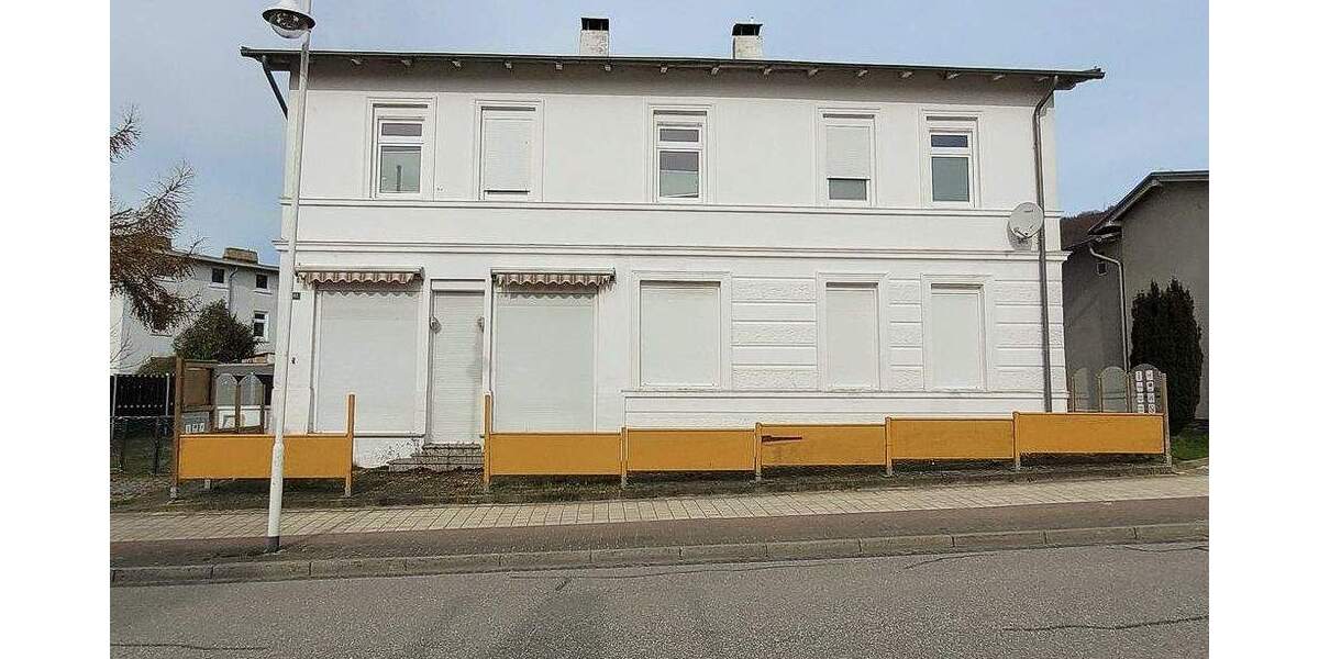 Strandnahes Wohn- u. Geschäftshaus auf Rügen: Vielseitige Investitionsmöglichkeit *PROVISIONSFREI* zimmer