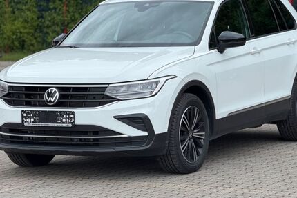 VW Tiguan 183.000 km 19.900 &euro; Windhausen 37539