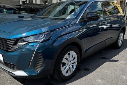 Peugeot 5008 34.000 km 25.490 € Much 53804