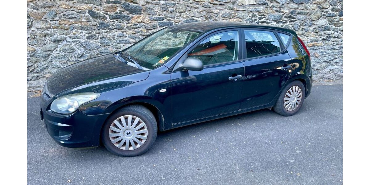 Hyundai i30 140.000 km 2.750 &euro; Lautertal-Lautern 64686