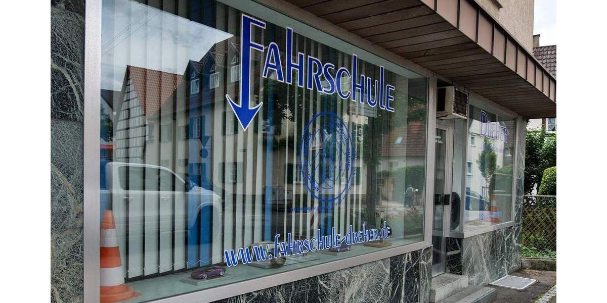 Ganzes Wohn- u. Geschäftshaus zum Preis einer Wohnung! Provisionsfrei! 5 zimmer