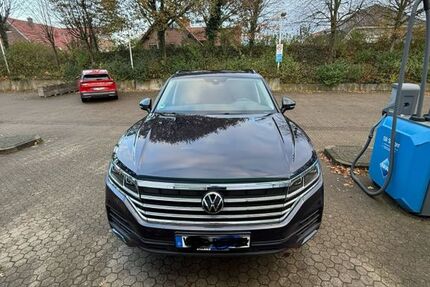 VW Touareg 44.000 km 47.000 &euro; Vechta 49377