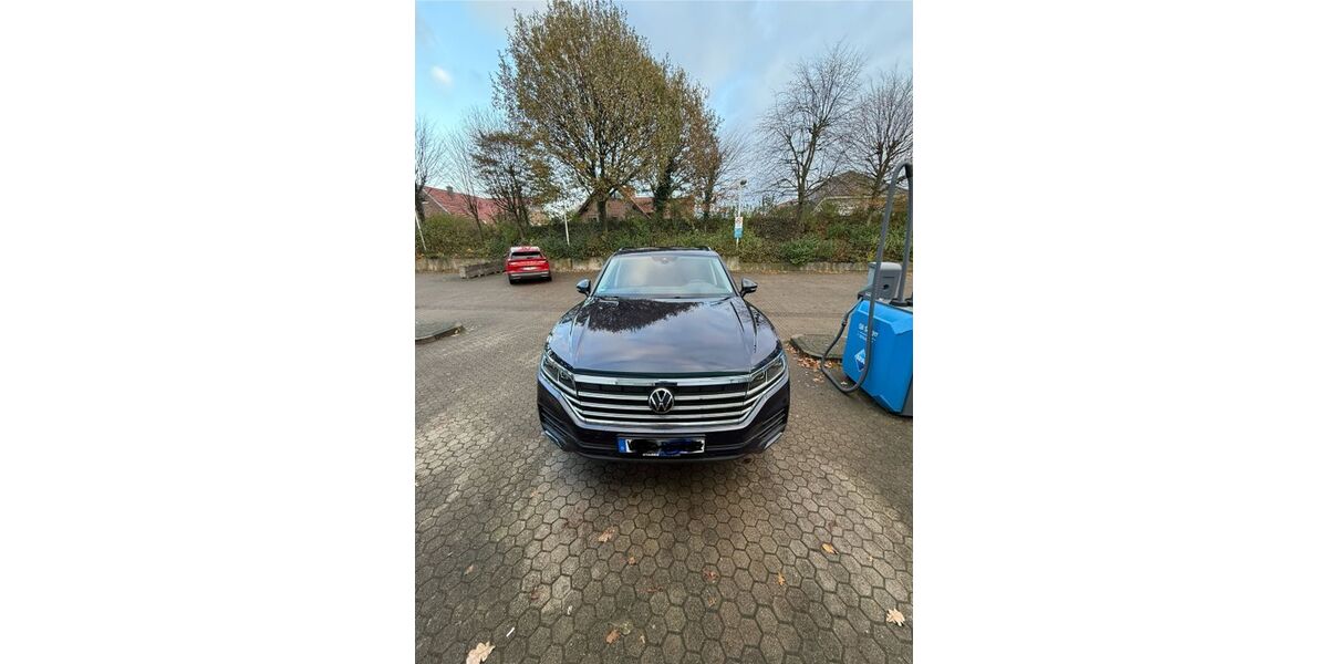 VW Touareg 44.000 km 47.000 &euro; Vechta 49377