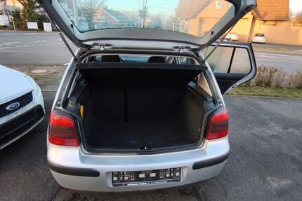 VW Golf 201.000 km 550 &euro; Lübbecke 32312