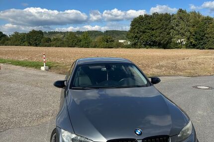 BMW 330 127.000 km 14.700 € Eltmann 97483