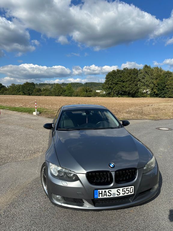 BMW 330 127.000 km 14.700 € Eltmann 97483