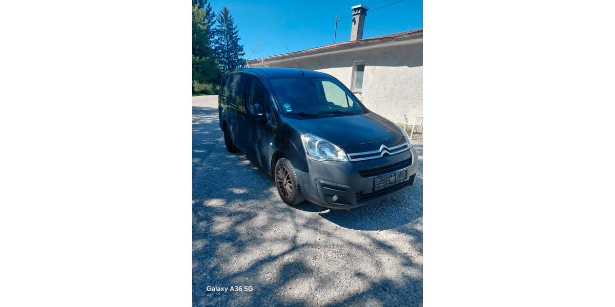 Citroen Berlingo 350.000 km 2.900 &euro; München 80999